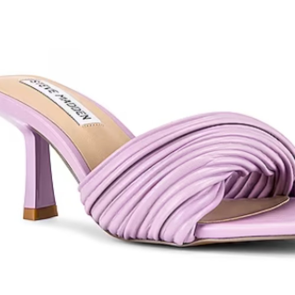 Brand New Steve Madden Twinkled Sandal in Lilac 6.5